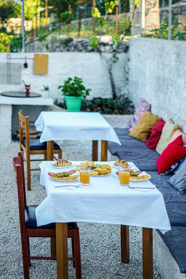 Patio Rooms Гирокастра Экстерьер фото